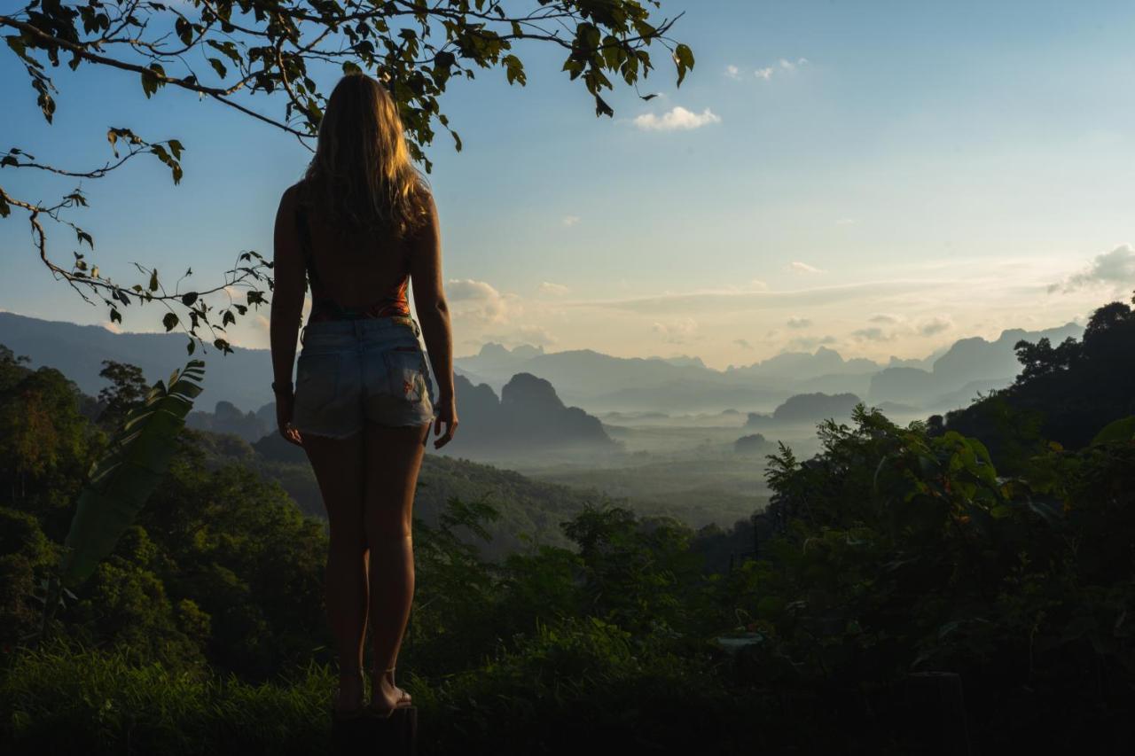 فندق Our Jungle House Khao Sok National Park المظهر الخارجي الصورة