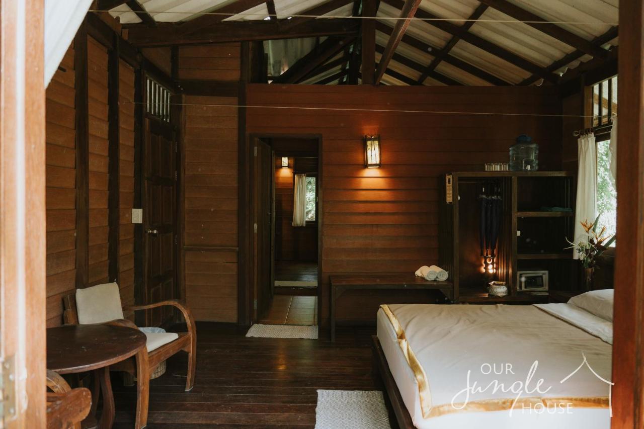 فندق Our Jungle House Khao Sok National Park المظهر الخارجي الصورة