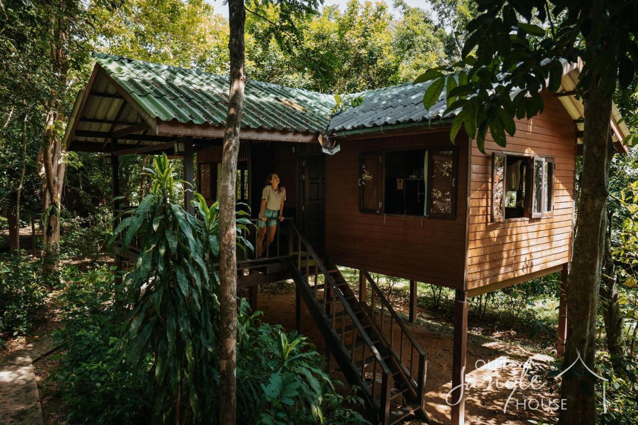 فندق Our Jungle House Khao Sok National Park المظهر الخارجي الصورة